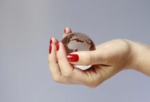 Traditional-Red-Nails