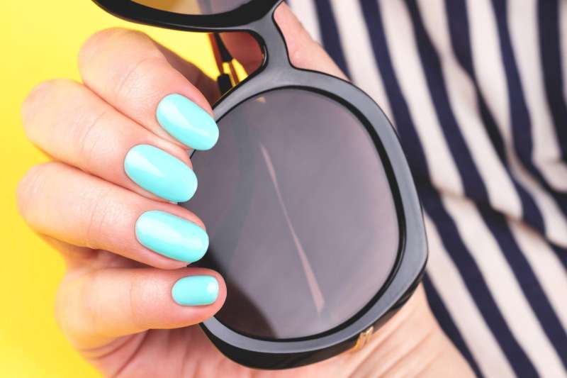 Color Nail Polish Goes With A Blue Dres