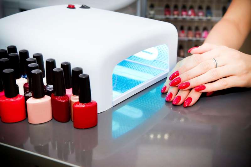 What Color Nail Polish Goes With A Blue Dres