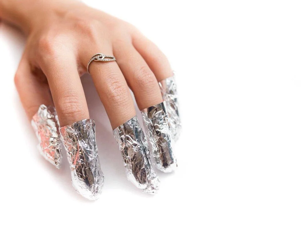 4 Best Methods: How To Remove Color Street Nails? 3 Remove Color Street Nails By Foil Strips