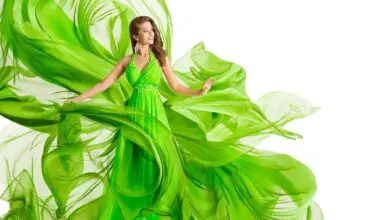 What Color Shoes Should You Wear With a Green Dress? A Stylist’s Guide 19 What Color Shoes To Wear With Green Dress